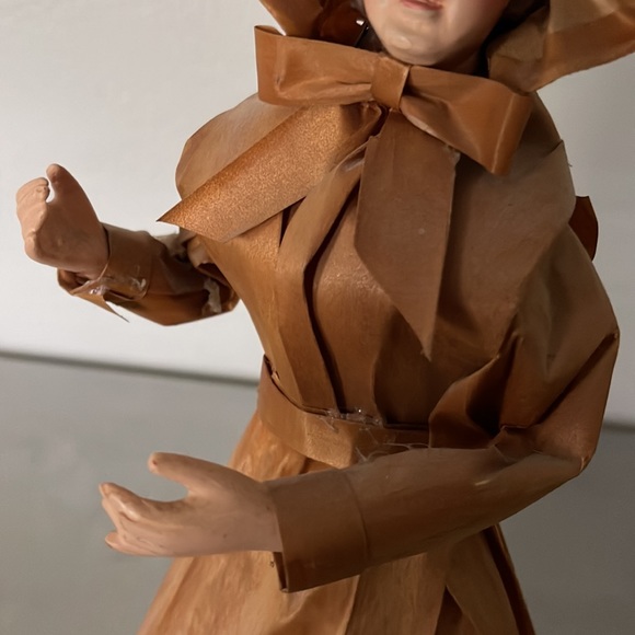 Antique doll - Picture 3 of 5